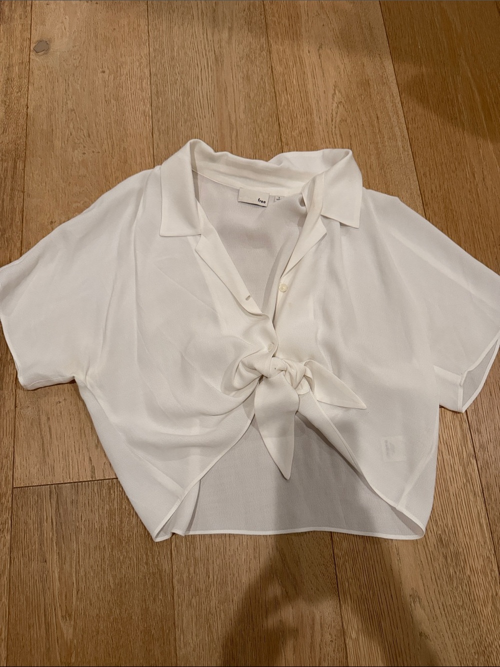 Wilfred White Tie-Front Cropped Blouse